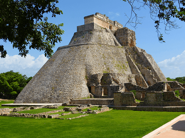 Wall mural Mayan soothsayer pyramid, Uxmal | MuralDecal.com